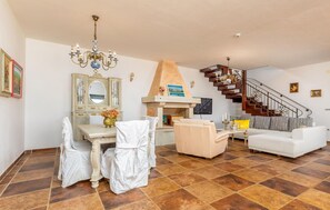 Fernseher, Kamin, DVD-Player, Tischtennisplatte