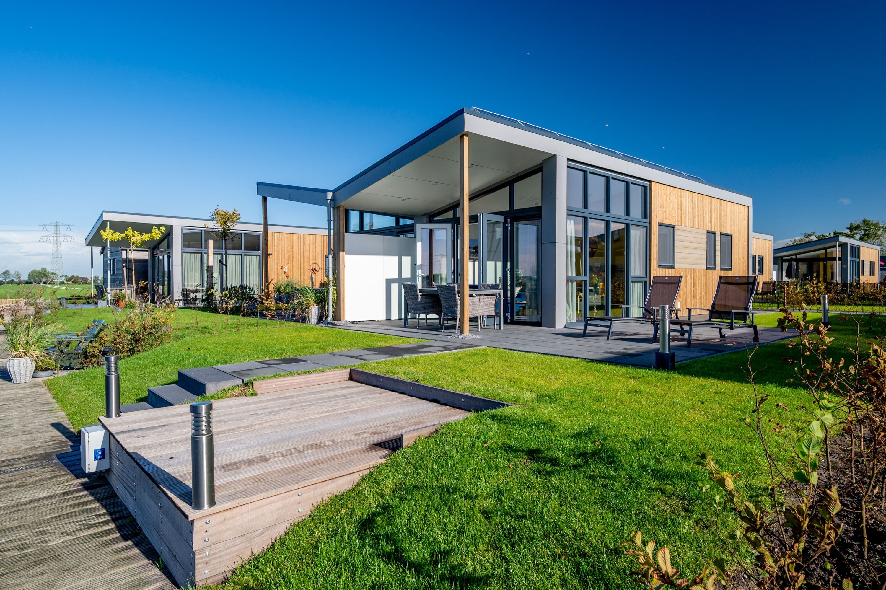 Chalet, 2 slaapkamers, uitzicht op kanaal (Knilles 4 aan het water) | Terras