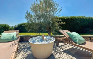 Property grounds - Awesome home in Trilj with WiFi (Trilj)