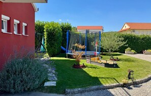 Children’s area - Awesome home in Trilj with WiFi (Trilj)