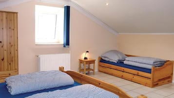 1 bedroom, travel crib, free WiFi, bed sheets