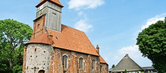 No. 5 Holiday apartment - Holiday apartments in the country house on the dike with large garden