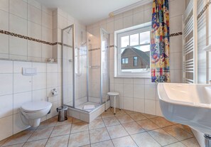 Hårtørrer, håndklæder, Sæbe, Toiletpapir