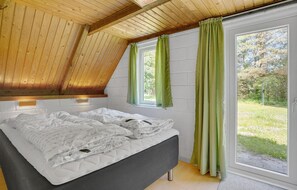 2 bedrooms, free WiFi