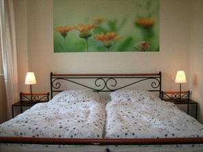 1 Schlafzimmer, Reisekinderbett, WLAN, Bettwäsche