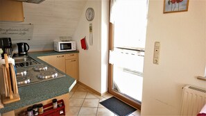 Fridge, microwave, oven, high chair - Apartment OG - Ferienhof Winther (Lützow)