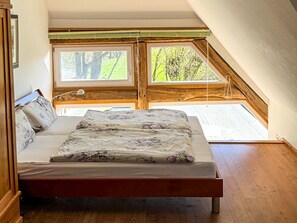 2 chambres, coffres-forts dans les chambres, bureau, Wi-Fi