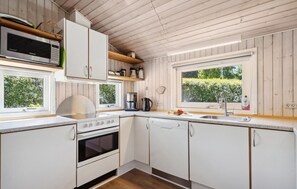 Kühlschrank, Herdplatte, Geschirrspüler
