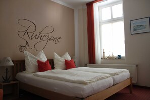 1 Schlafzimmer, Reisekinderbett, WLAN, BettwÀsche