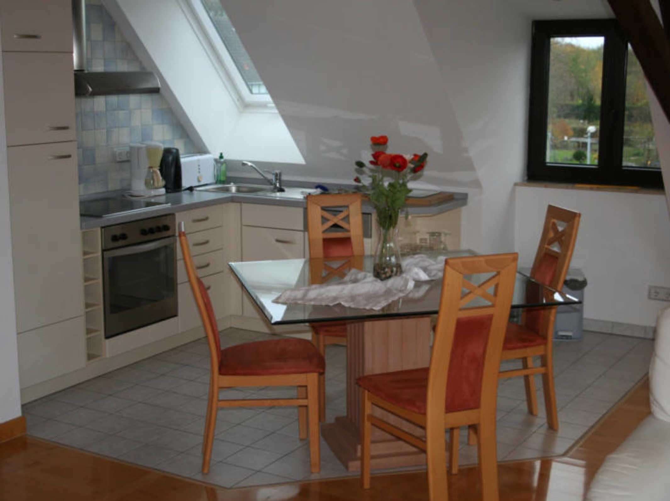 Coffee/tea maker, fridge, oven, dishwasher