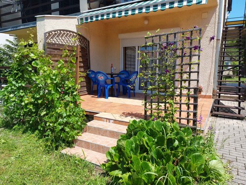 Holiday apartment 300 m from Lake Balaton with air conditioning