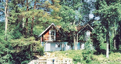 Amazing home in Ljungsarp with sauna