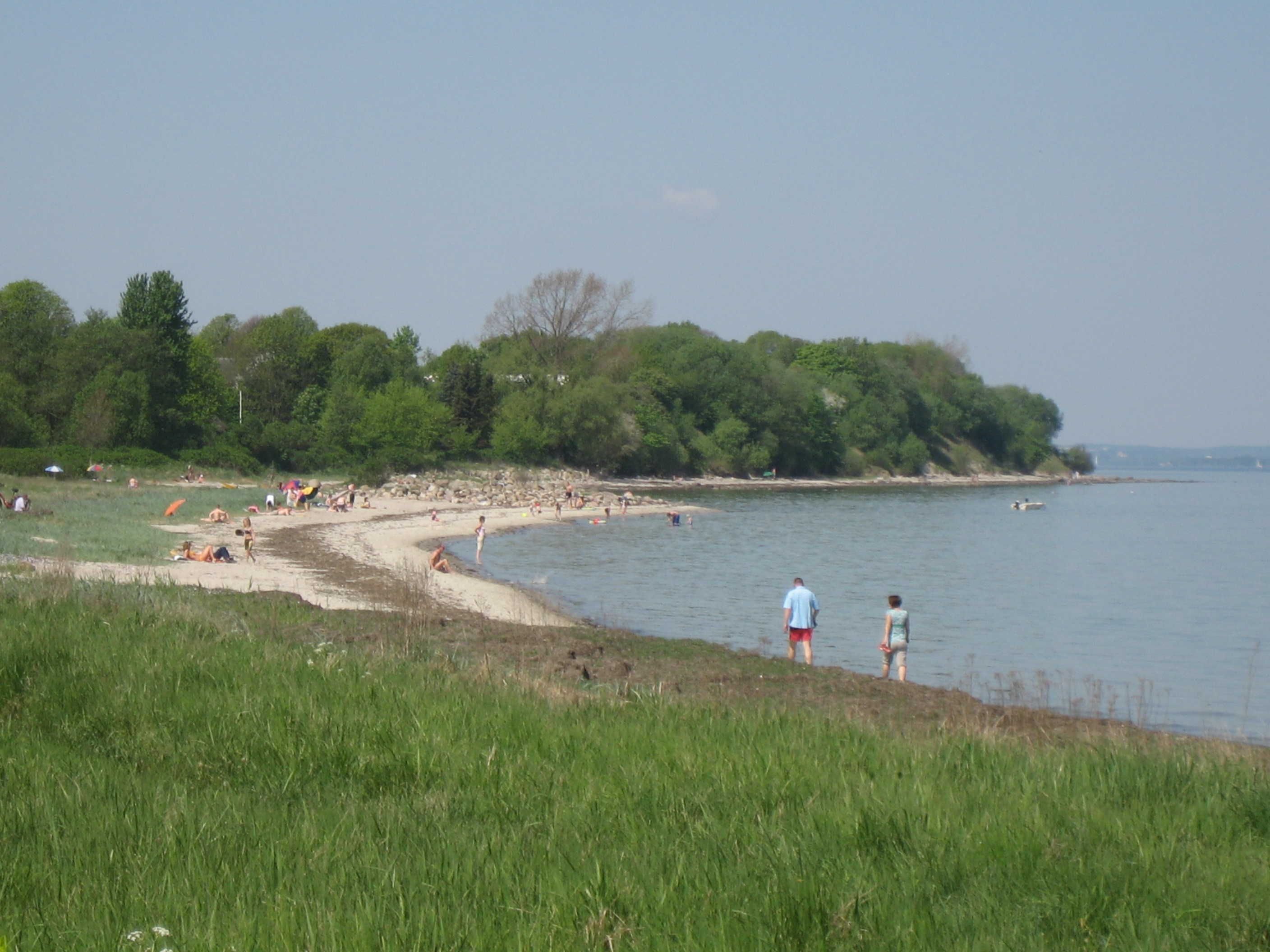 Nær stranden