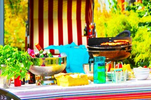 Outdoor dining - Vacation home Drejby - Holiday home Drejby (Quern)