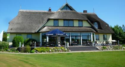 Kahden hengen huone Cat. I - Kahden hengen huone - Golf-Centrum Schloss Karnitz