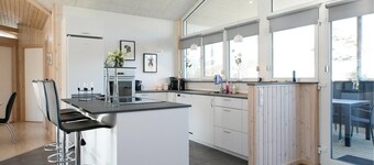 Amazing home in Saltum with WiFi