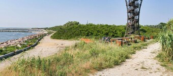 Studio with air conditioning and pool