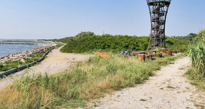 Studio with air conditioning and pool