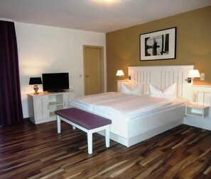 1 bedroom, in-room safe, iron/ironing board, WiFi - Double room 4 - PENSION Delia Will in Ahlbeck (Heringsdorf)