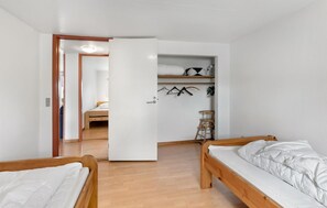 2 Schlafzimmer, Reisekinderbett, kostenloses WLAN