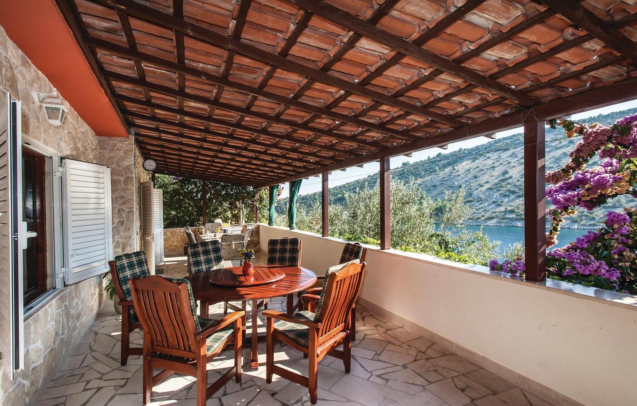balcony-terrace