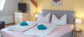 Vacation apartment Schmaler Luzin - Holiday apartments in Carwitz