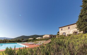 Pool - Beautiful apartment in Pomarance (Pomarance)