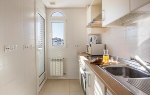 Fridge, stovetop, coffee/tea maker - 2 bedroom nice apartment in Roldán (Roldán)