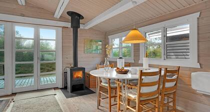 Cozy home in HĂžjby with WiFi