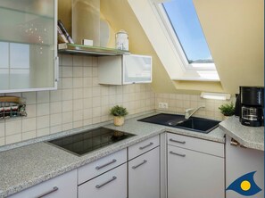 Refrigerador, microondas, horno y lavavajillas 