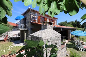 Exterior - Holiday home in a quiet location (Dobrinj)
