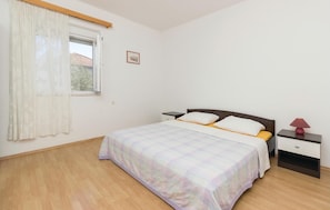 6 chambres, Wi-Fi gratuit, draps fournis