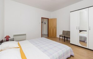 6 Schlafzimmer, kostenloses WLAN, Bettwäsche