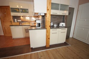 Fridge, microwave, oven, dishwasher