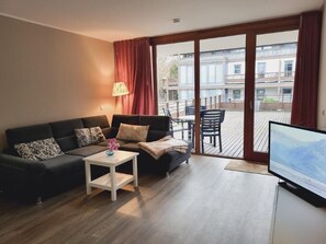 Unclassified image, 4 of 8, button - (138) 2-room apartment-Strandstrasse - apartment house Mecklenburg (Kühlungsborn)