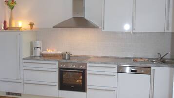 Fridge, microwave, oven, dishwasher