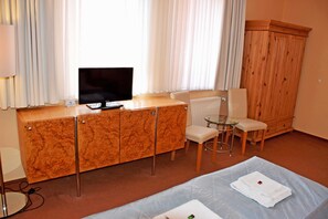 1 bedroom, travel crib, WiFi, bed sheets