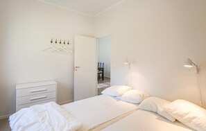 3 habitaciones y cuna de viaje 
