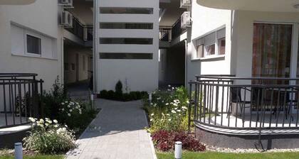 Holiday apartment with pool Wi-Fi and tasteful decoration