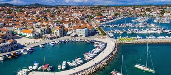 Fantastiskt hem i Dubrava nÀra Tisno