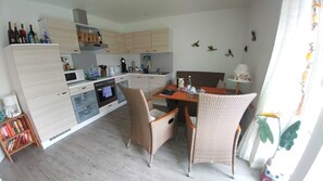 Kühlschrank, Ofen, Geschirrspüler
