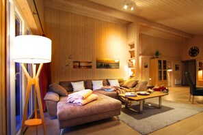 TV, fireplace - Holiday home Fjellerup - Holiday home Fjellerup (Quern)