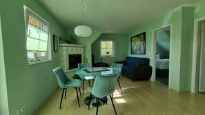 Télévision, cheminée