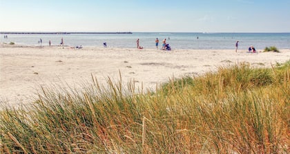 Cozy home in Ebeltoft with kitchen