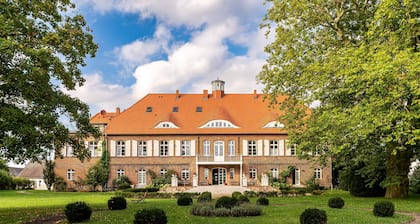 Gemütliches Eck am Türmchen - Schloss Pütnitz - Kanuspezial ab 4 Ü (06. Jan bis