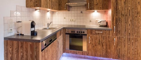 Kühlschrank, Ofen, Geschirrspüler