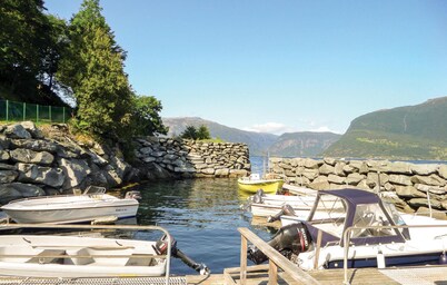 Beautiful home in Utne with sauna