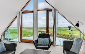 Smart TV, DVD player - 3 bedroom awesome home in Rømø (Rømø)