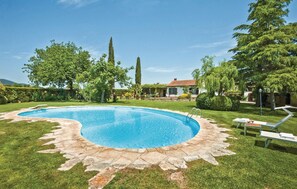 Pool - Nice home in Caldana GR (Caldana GR)