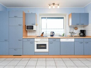 Køleskab, mikrobølgeovn, ovn, opvaskemaskine